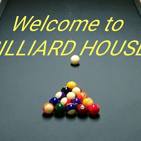 Billiard House Lägenhet Romano D'Ezzelino Exteriör bild